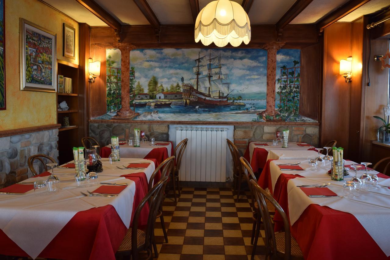 Albergo Trattoria Fioravante Peschiera del Garda Luaran gambar